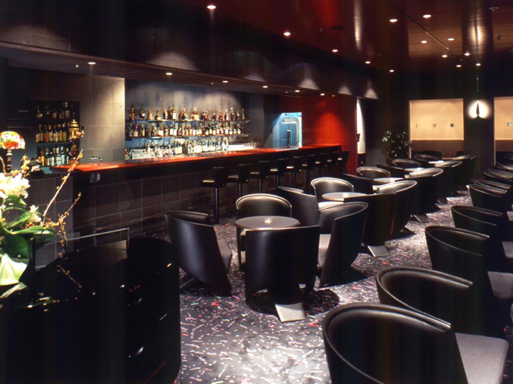Hotel New Hankyu Osaka - Bar