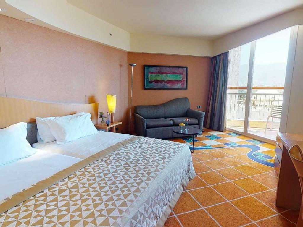 Dan Eilat