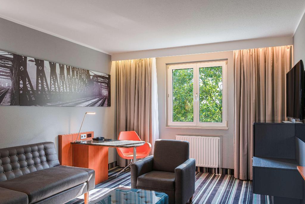 hotel-thumb