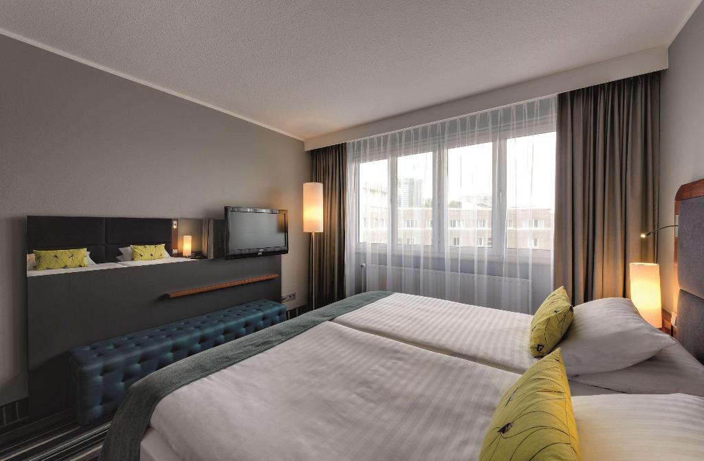 hotel-thumb