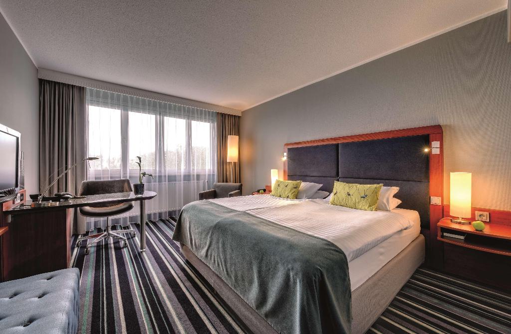 hotel-thumb