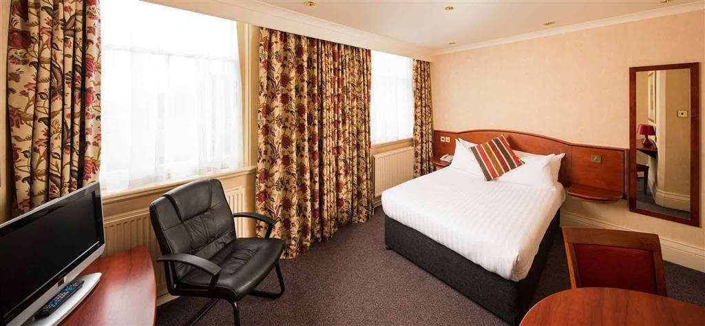 Mercure Burton upon Trent Newton Park Hotel