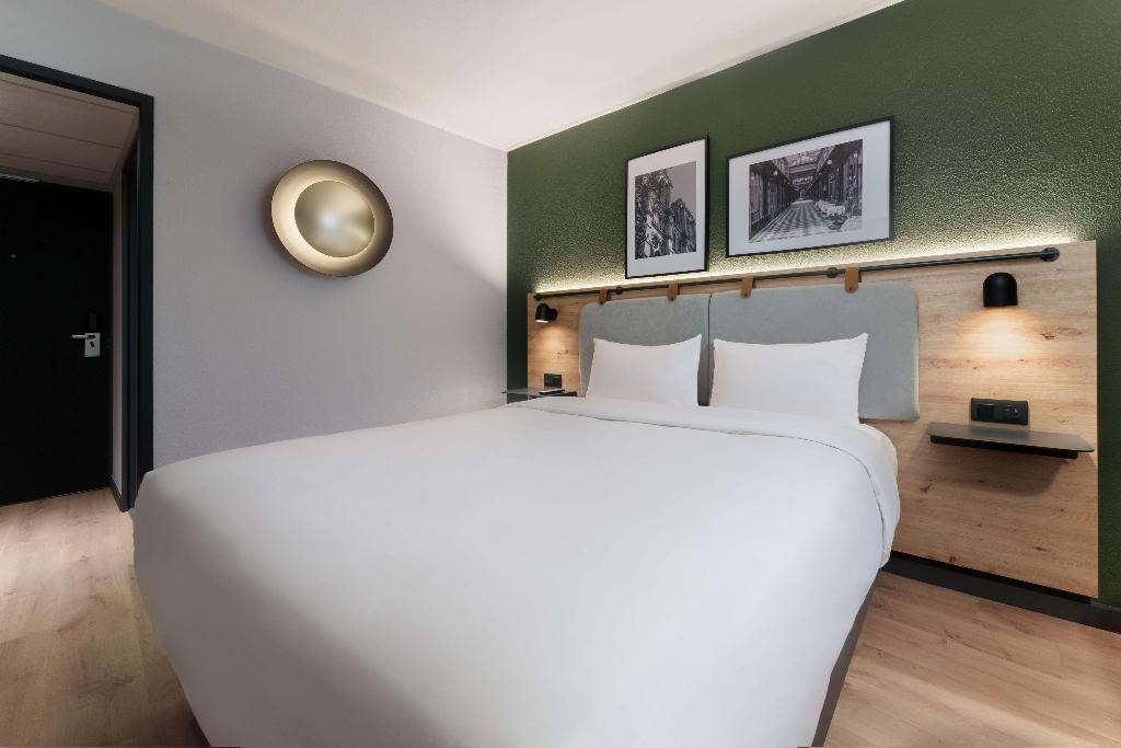 CAMPANILE PRIME PARIS 19 - LA VILLETTE
