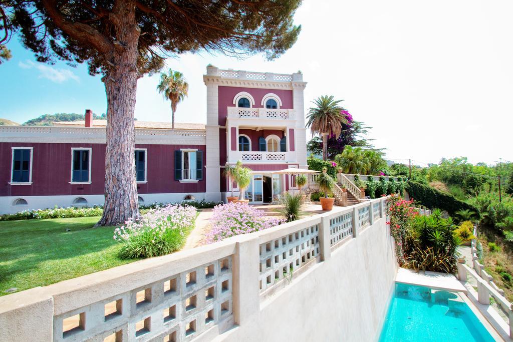 Villa Paola Hotel