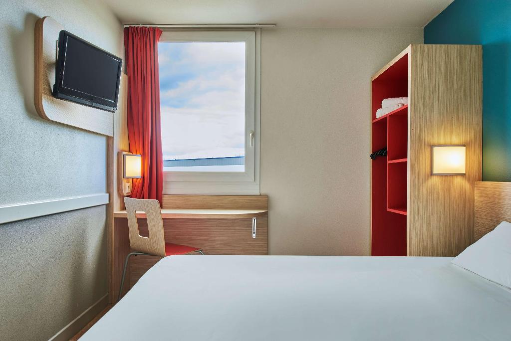 Hotel Kyriad Direct Mont-de-Marsan – Saint-Avit