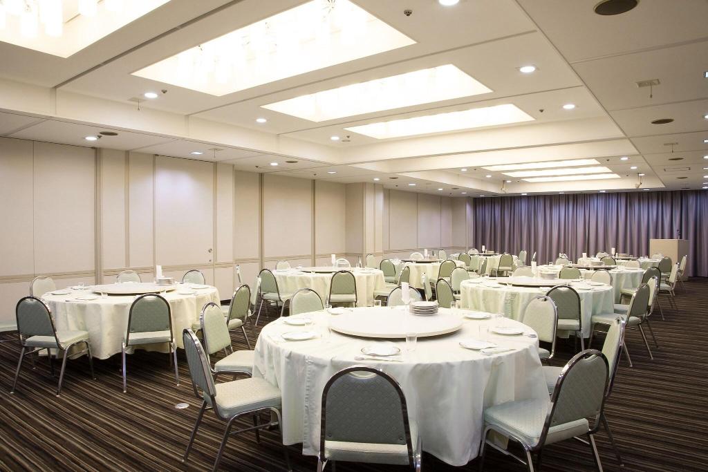 Takamatsu Tokyu REI Hotel - Conferences