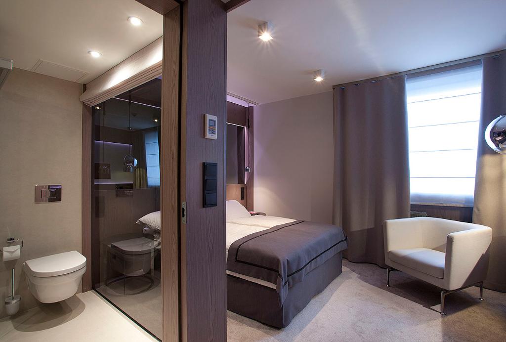 Ilonn Hotel