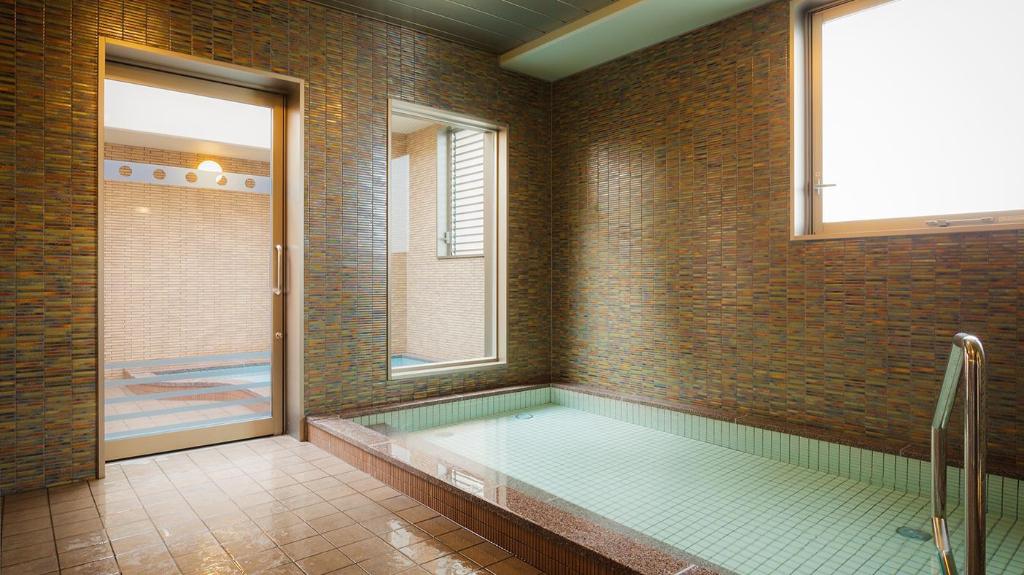 Business Hotel Katsuyama