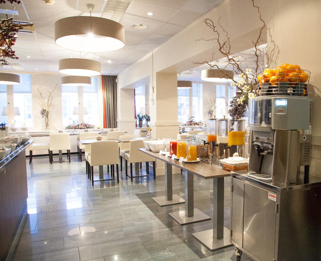 Good Seasons Hotel