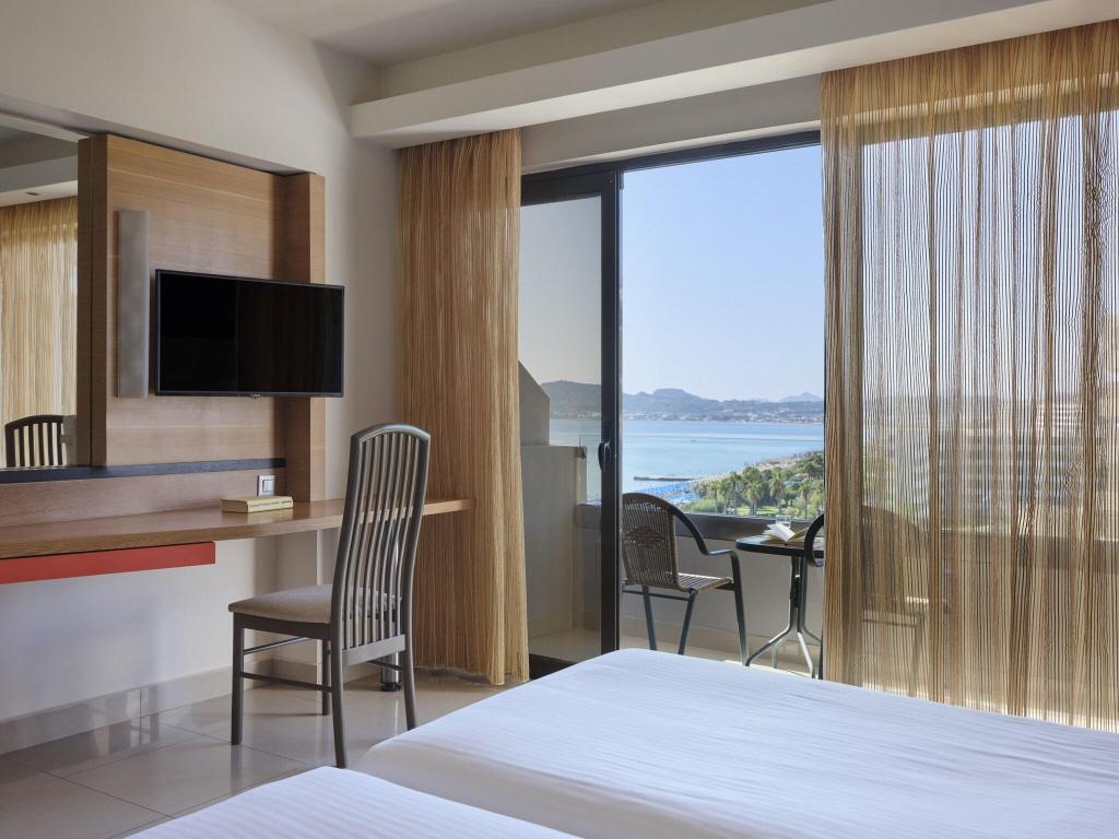 Esperos Mare Resort