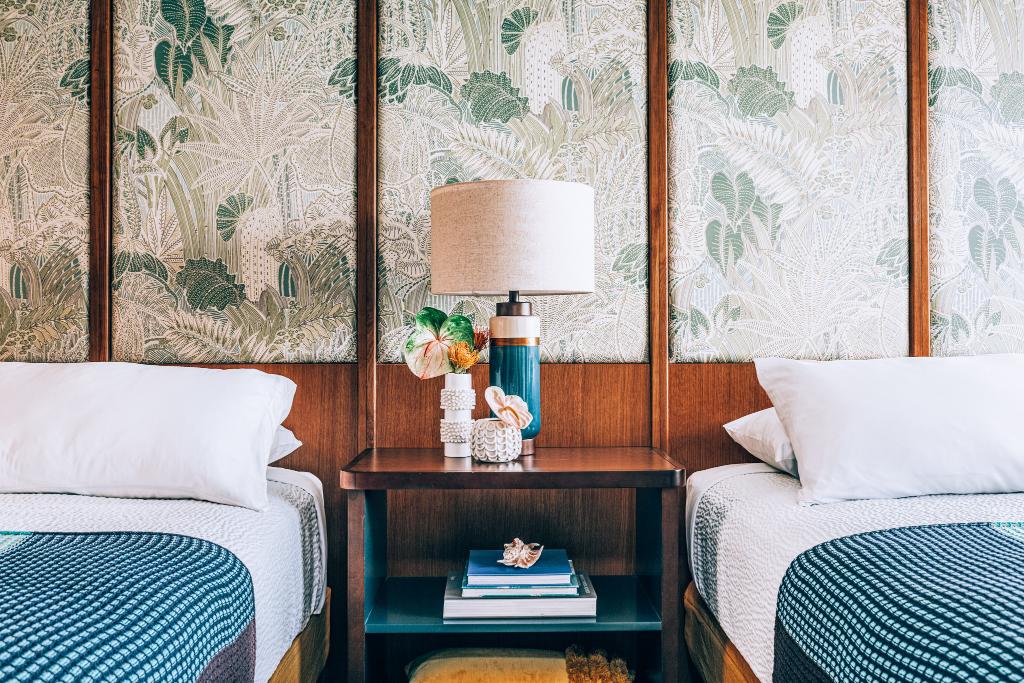 White Sands Hotel