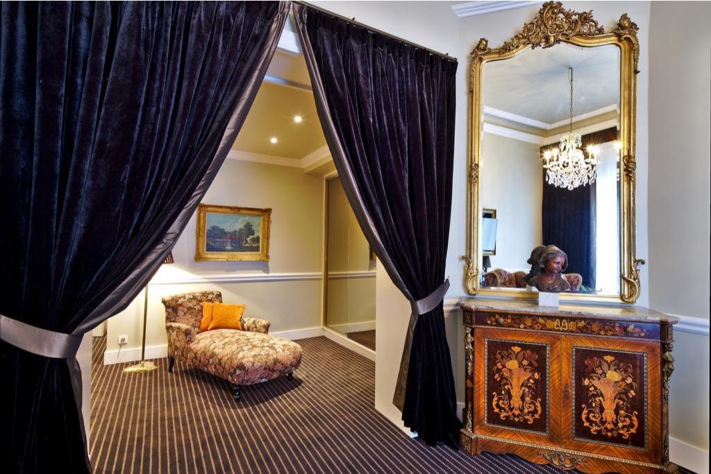 Manos Premier Hotel