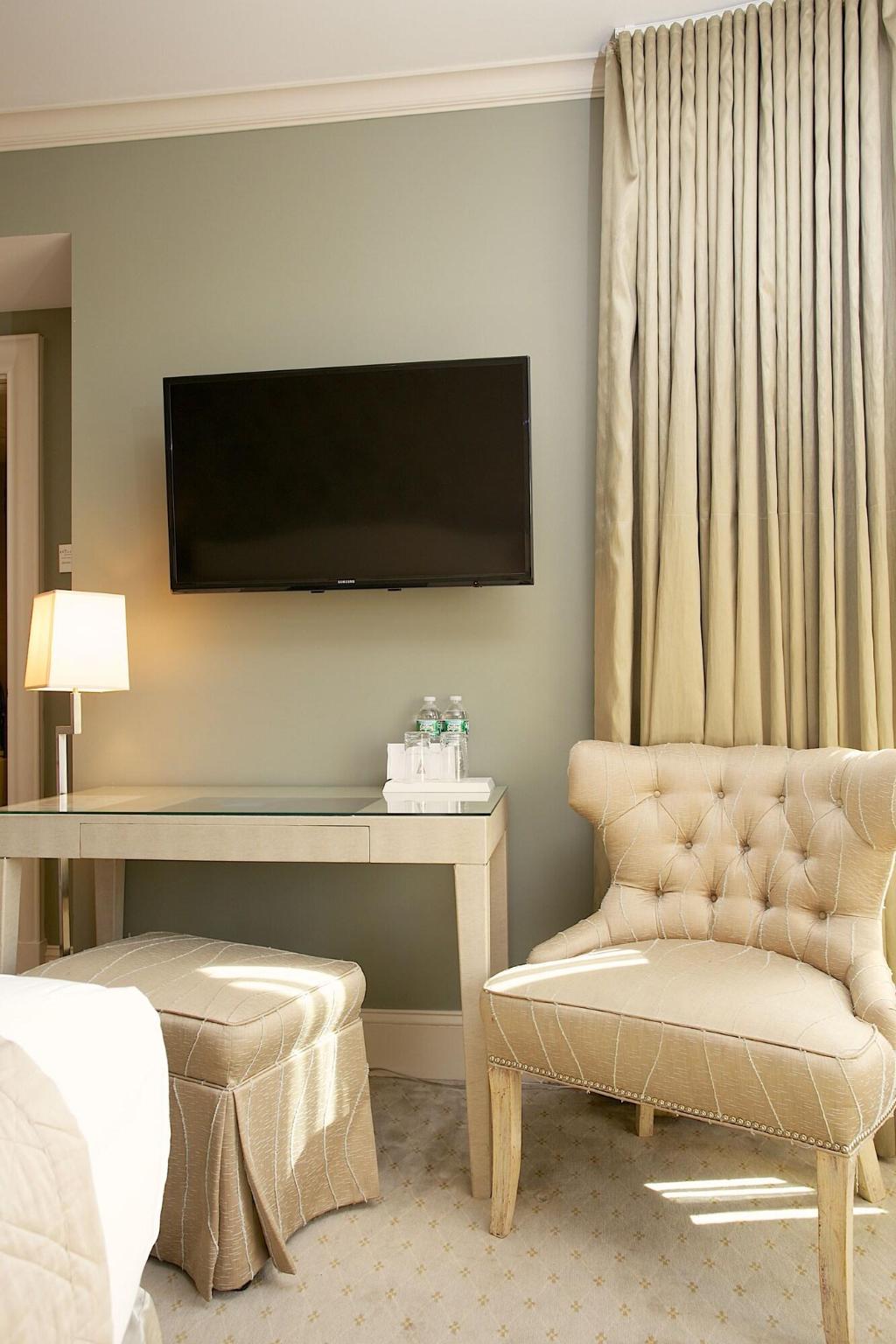 Hotel Veritas