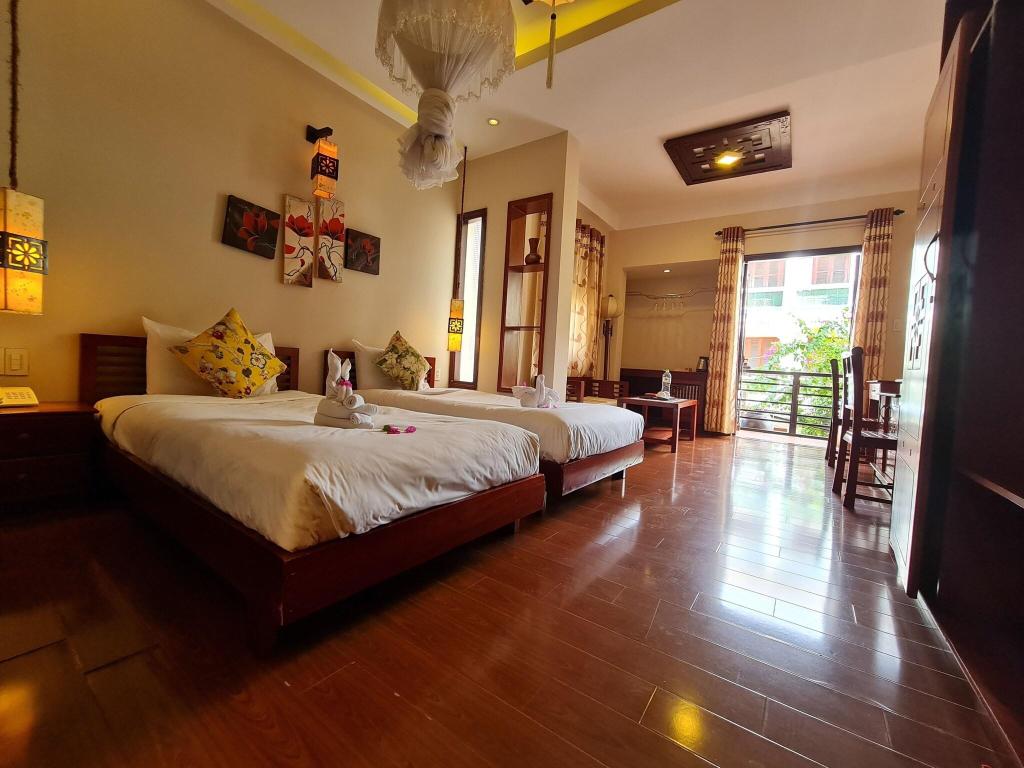 Long Life Riverside Hotel & Spa