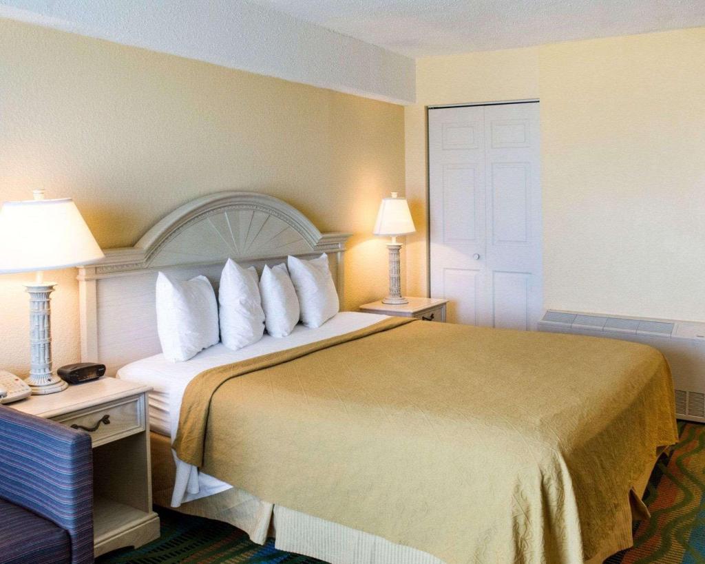 Spark by Hilton Virginia Beach Oceanfront