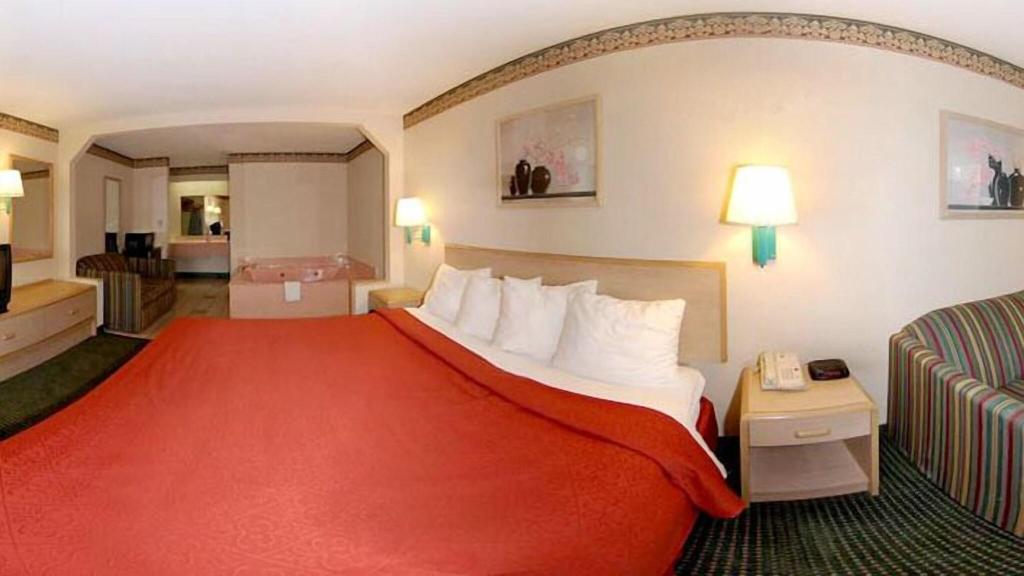Quality Inn & Suites Stockbridge