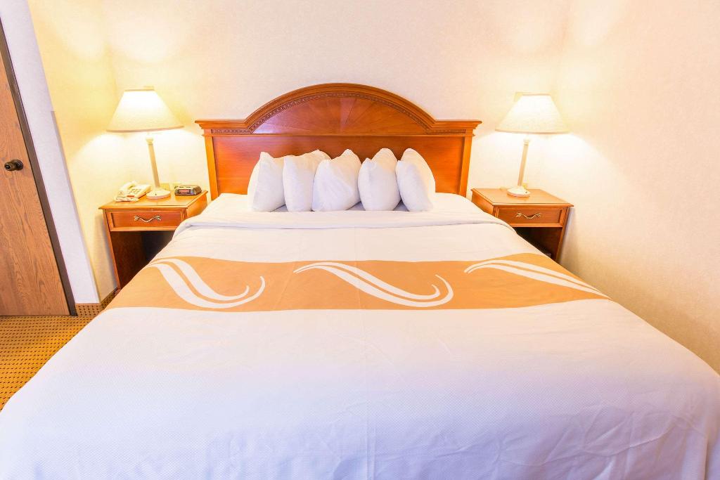 Quality Inn & Suites University