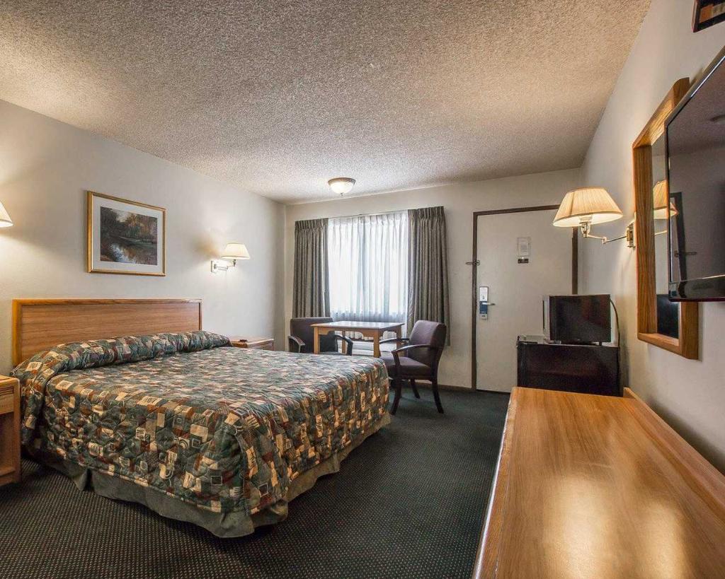 Palm Inn Hotel