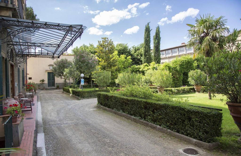 Casa Santo Nome Di Gesu