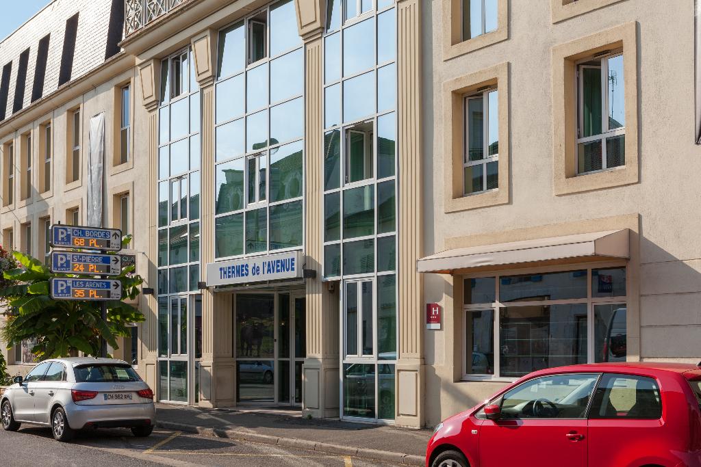 Les Thermes De Lavenue