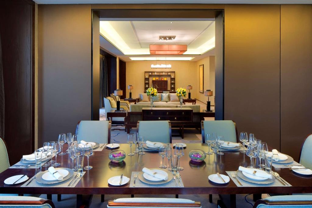 Chongqing Ronghui Grand Hotel