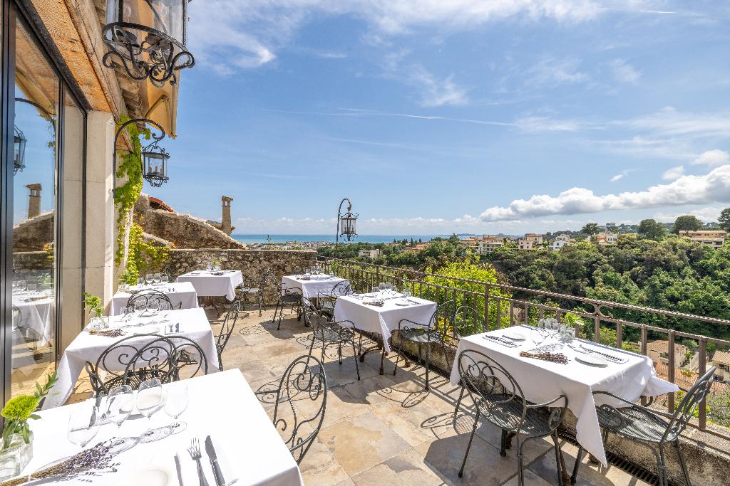 Hotel Chateau le Cagnard, Frankreich, Cagnes-sur-Mer. Großes 8