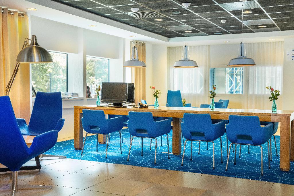 Holiday Inn Express Rotterdam-Central Station