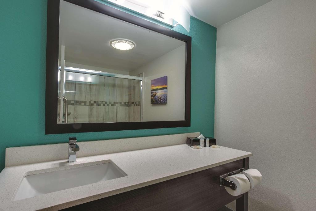 La Quinta Inn & Suites Batavia