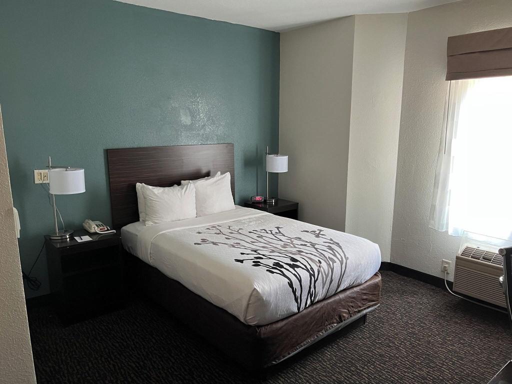 Sleep Inn North Lake