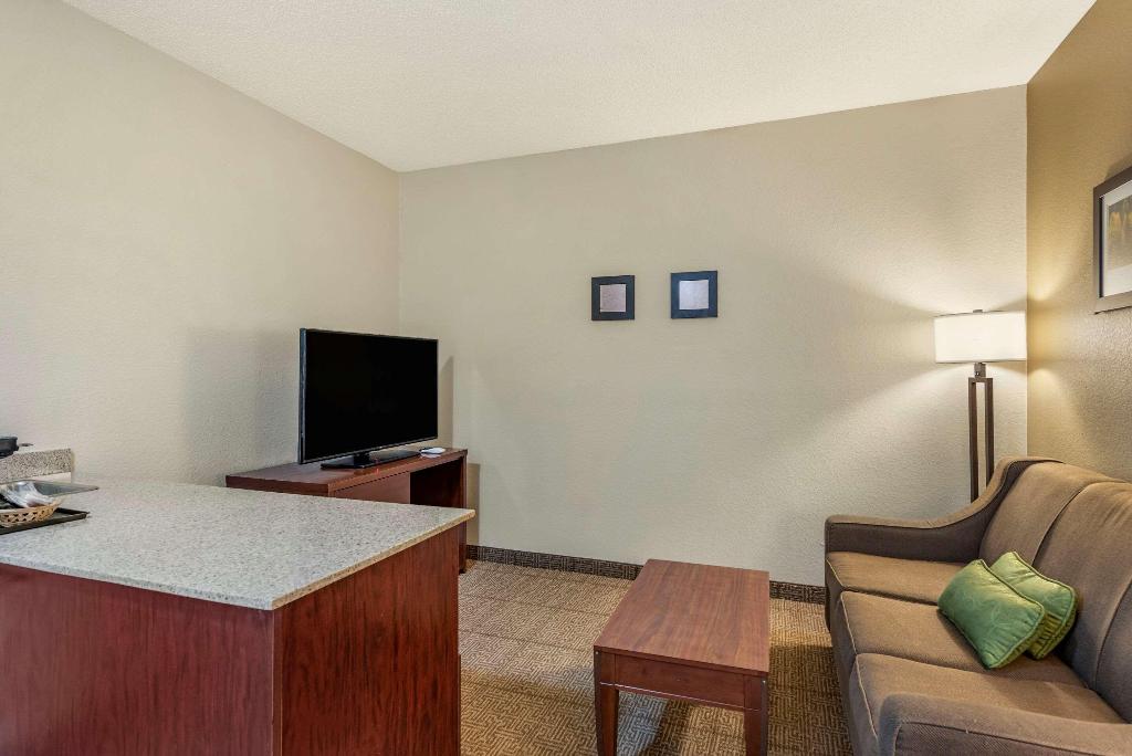 Comfort Suites Castle Rock - Denver South