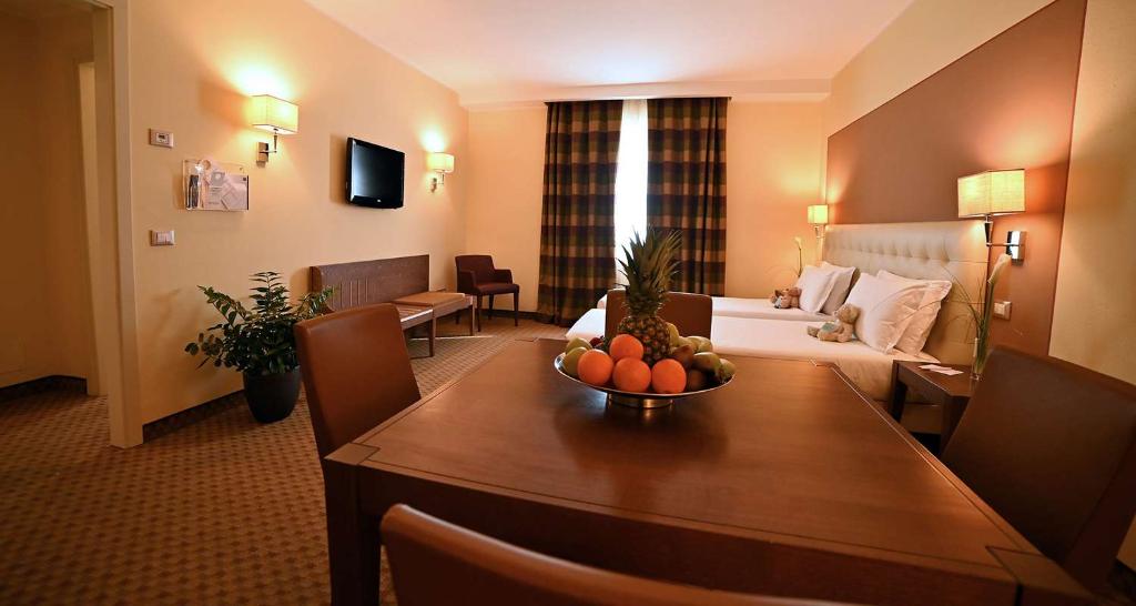 Best Western Grand Htl Guinigi