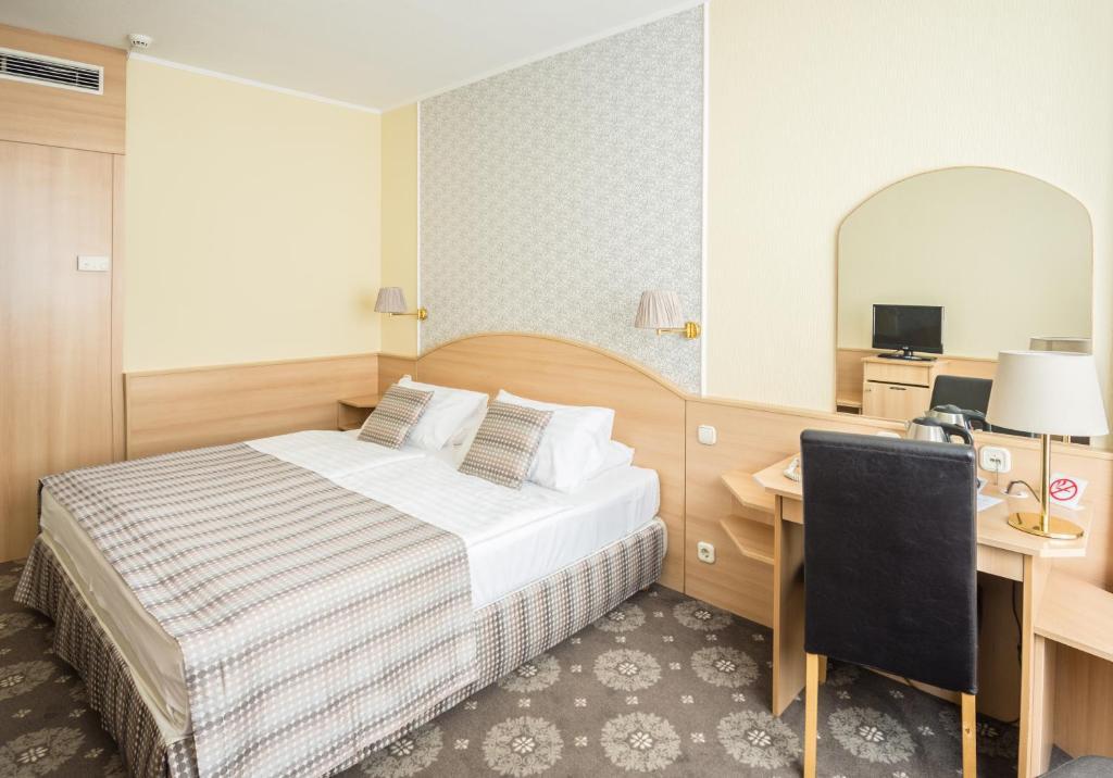 Hotel Hotel Orion, Ungarn, Budapest. Großes 32