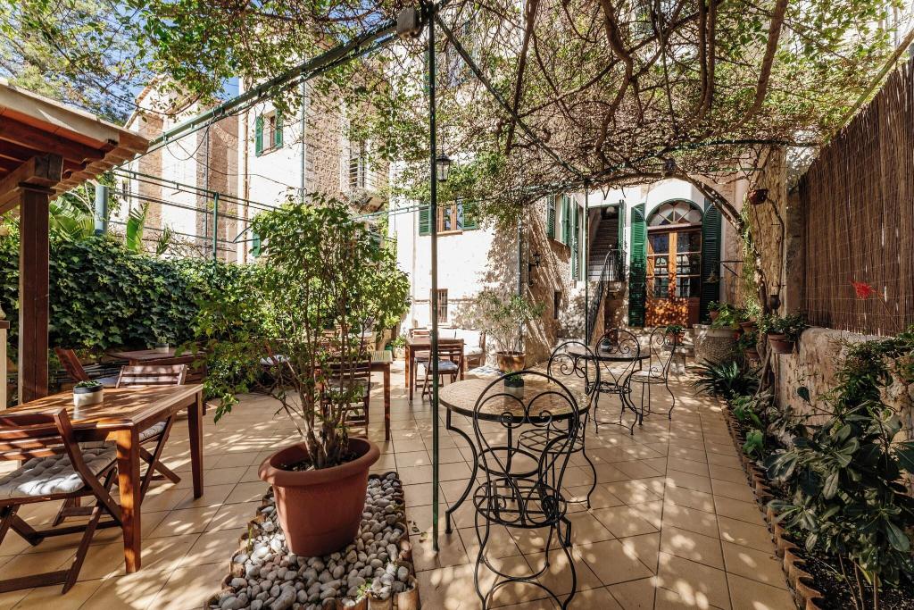 Casa Bougainvillea