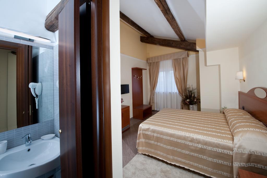 Hotel Roma Tiburtina