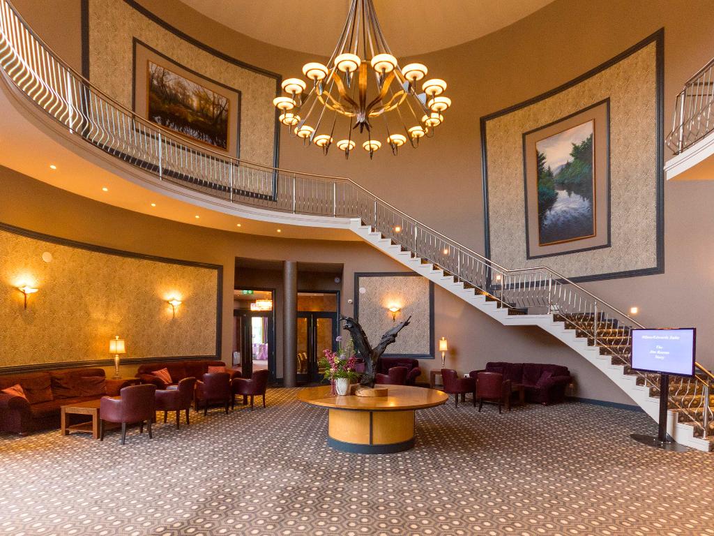 Riverside Park Hotel And Leisure Club