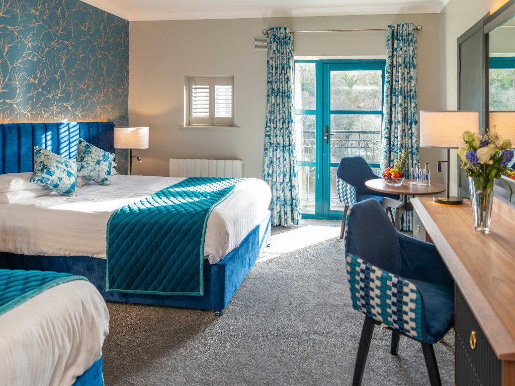 The Riverside Park Hotel