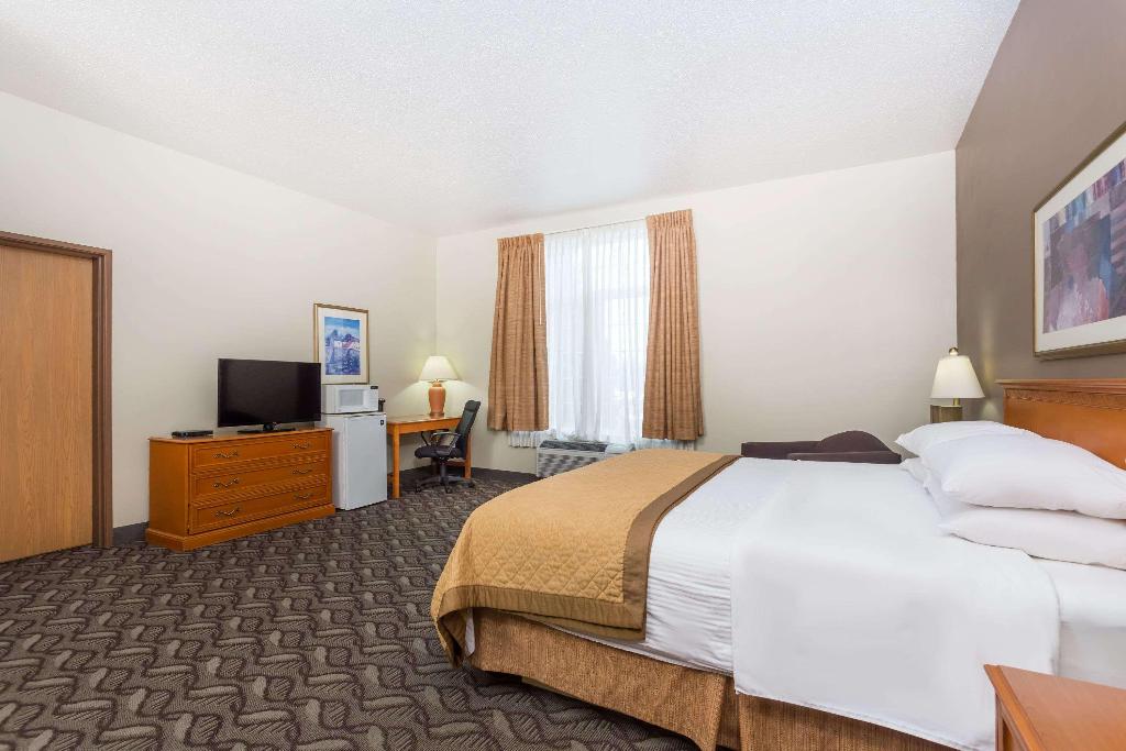 Wyndham Garden Madison Fitchburg