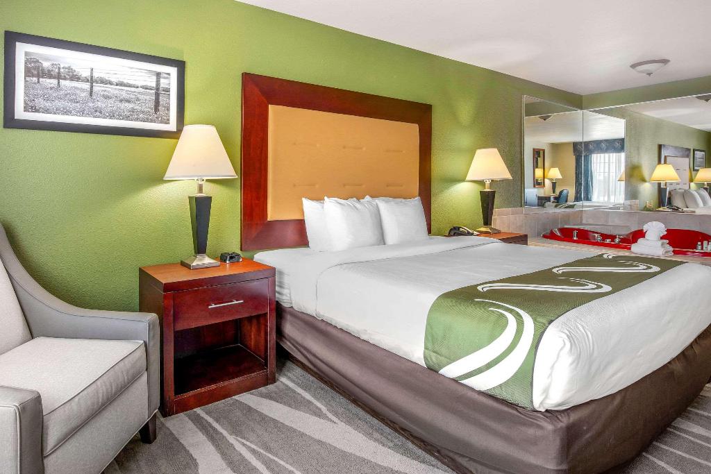 Quality Inn & Suites Weatherford