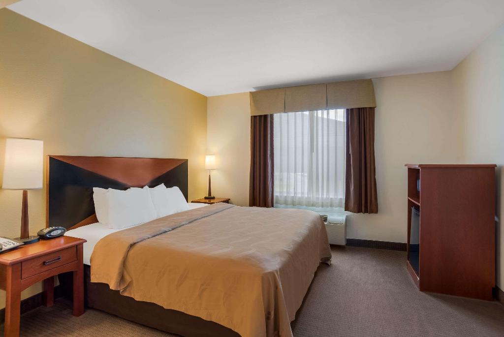Quality Inn Suites Chambersburg Area