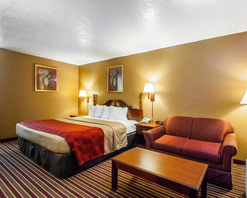 Econo Lodge Dyersburg