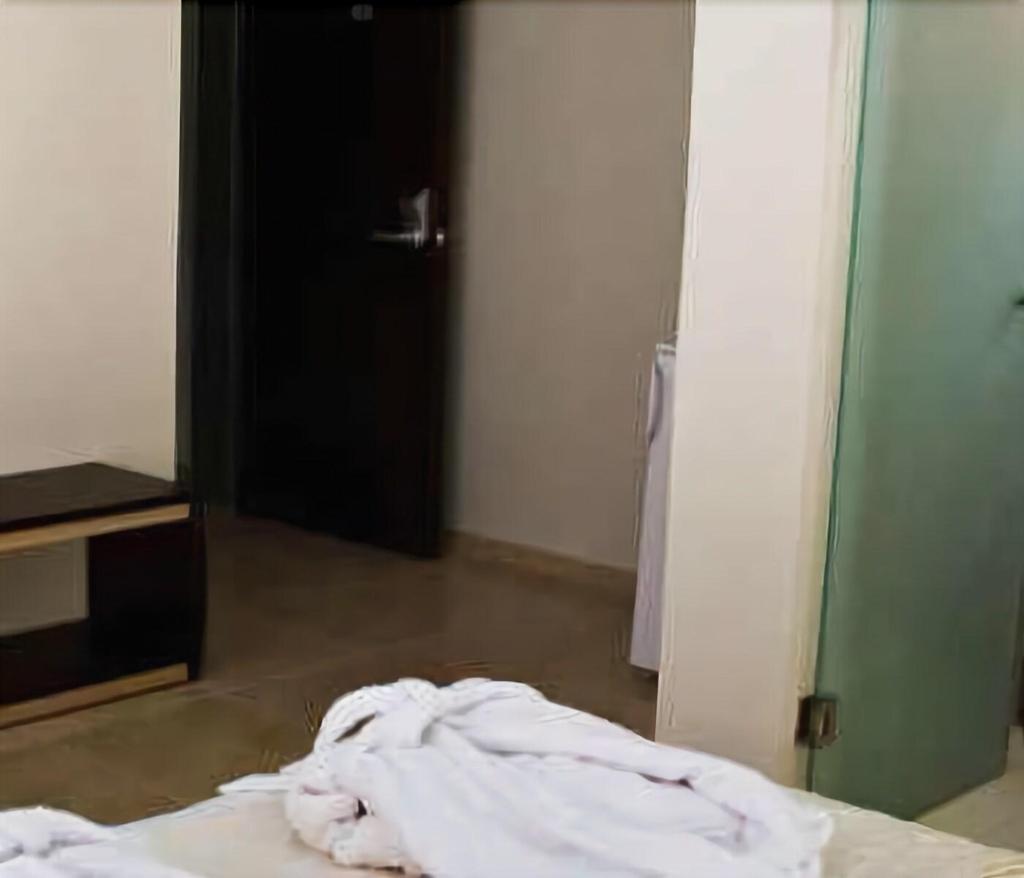 Rg Status Hotel