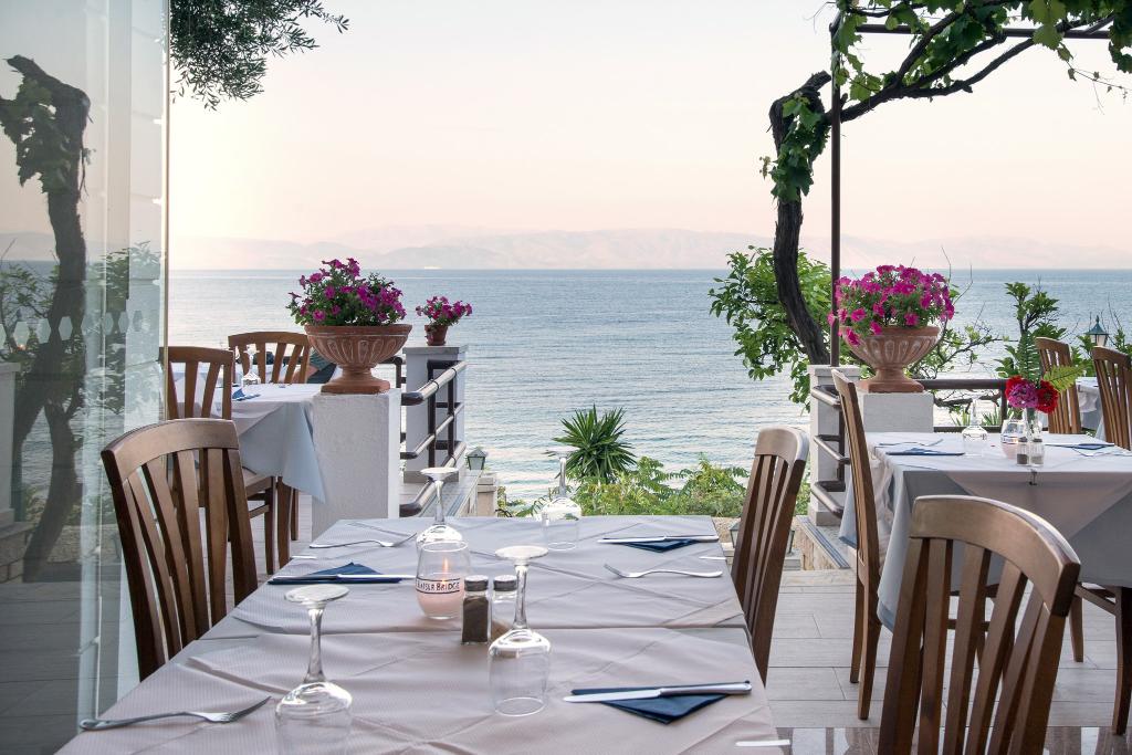 Hotel Kaiser Bridge, Griechenland, Benitses (Korfu). Großes 30