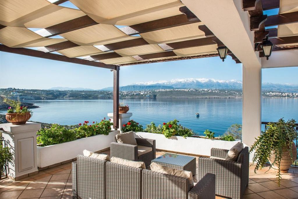 Alianthos Suites
