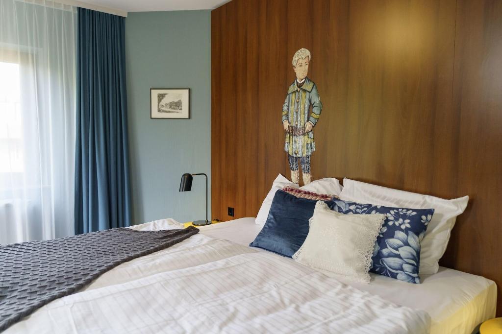 Tante Alma's Bonner Hotel