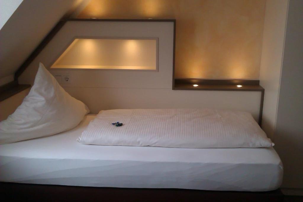 Central Hotel Garni
