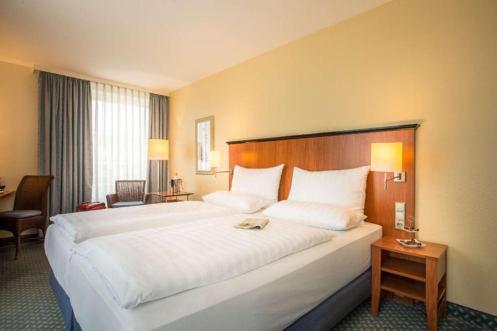 hotel-thumb