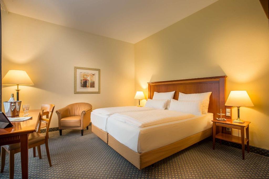 hotel-thumb