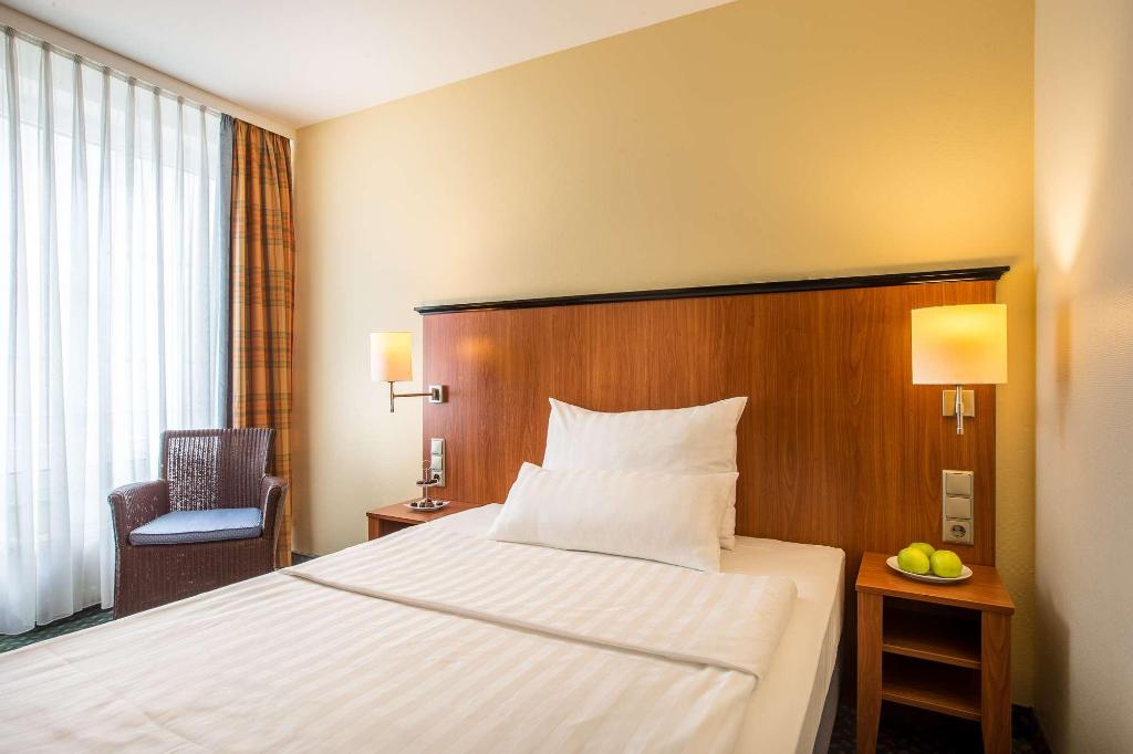 hotel-thumb