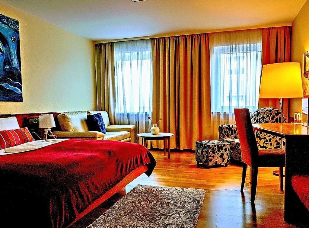 Maxhotel