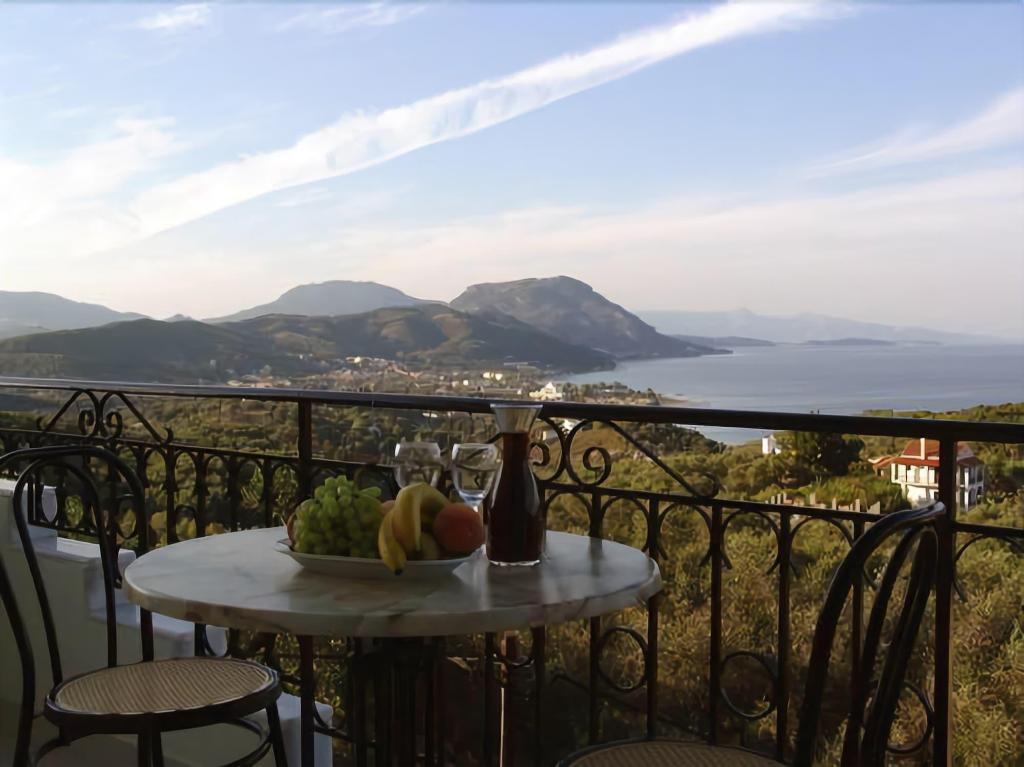 75 Steps Taverna And Accomodation